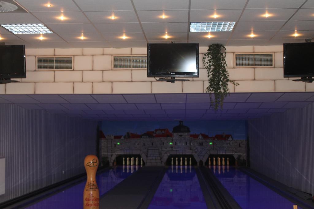 Ammerscher Bahnhof Muhlhausen Bagian luar foto